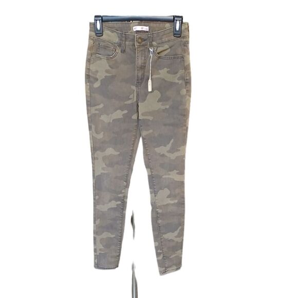 616642...SO High Rise Camo Jeggings Size 5/27w - Picture 2 of 5